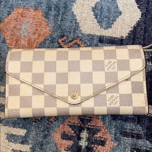 Louis Vuitton Sarah Wallet